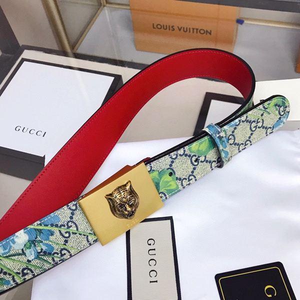 スーパーコピーグッチベルト着用イメージ